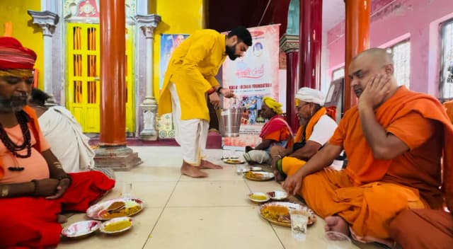 101 Sanyasis, Sadhus Bhojan Sewa