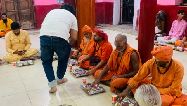 Sponsor Full Gaya Maha Annadan Sewa